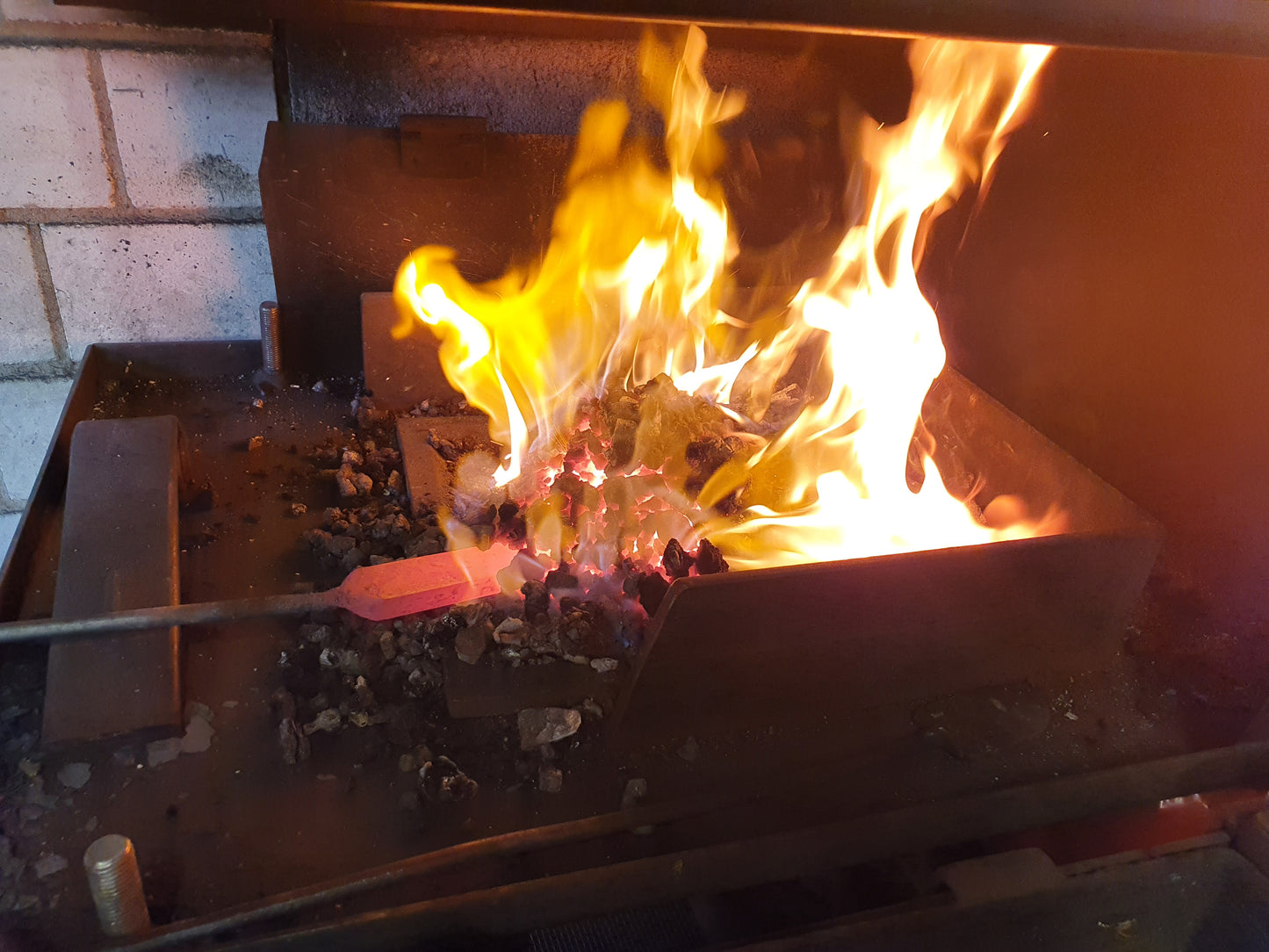 Platinum knife making course