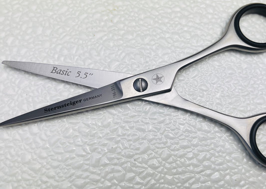 Tijeras de pelo básicas Sternsteiger de 5,5 pulgadas