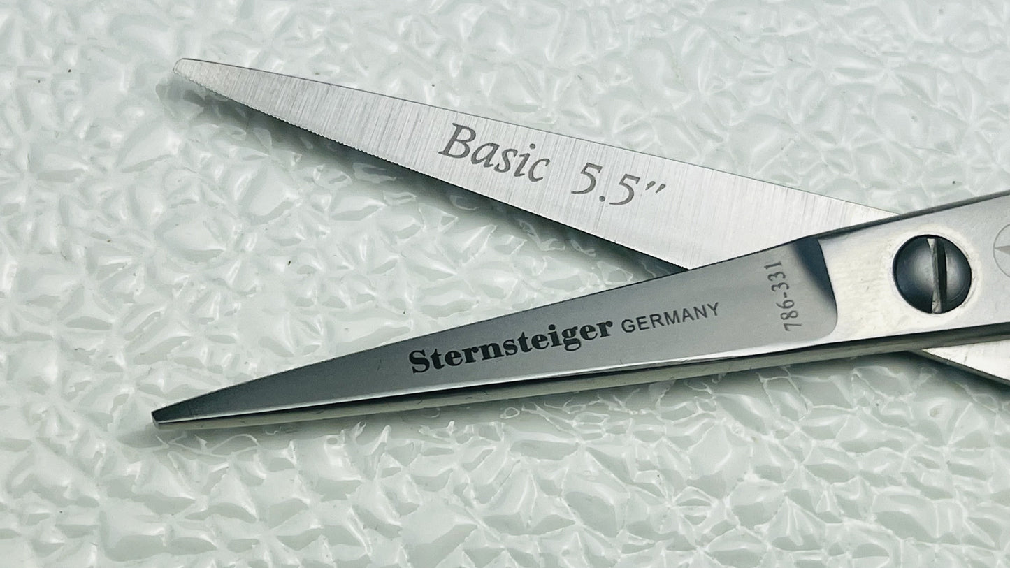 Tijeras de pelo básicas Sternsteiger de 5,5 pulgadas